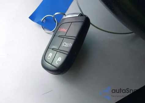 2017 Dodge Challenger Sxt Plus z USA, uszkodzony, nr VIN 2C3CDZAG6HH574258